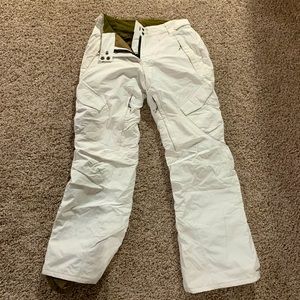 Snow pants white
